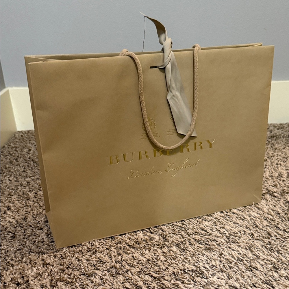 Burberry Shopping Storage Bag